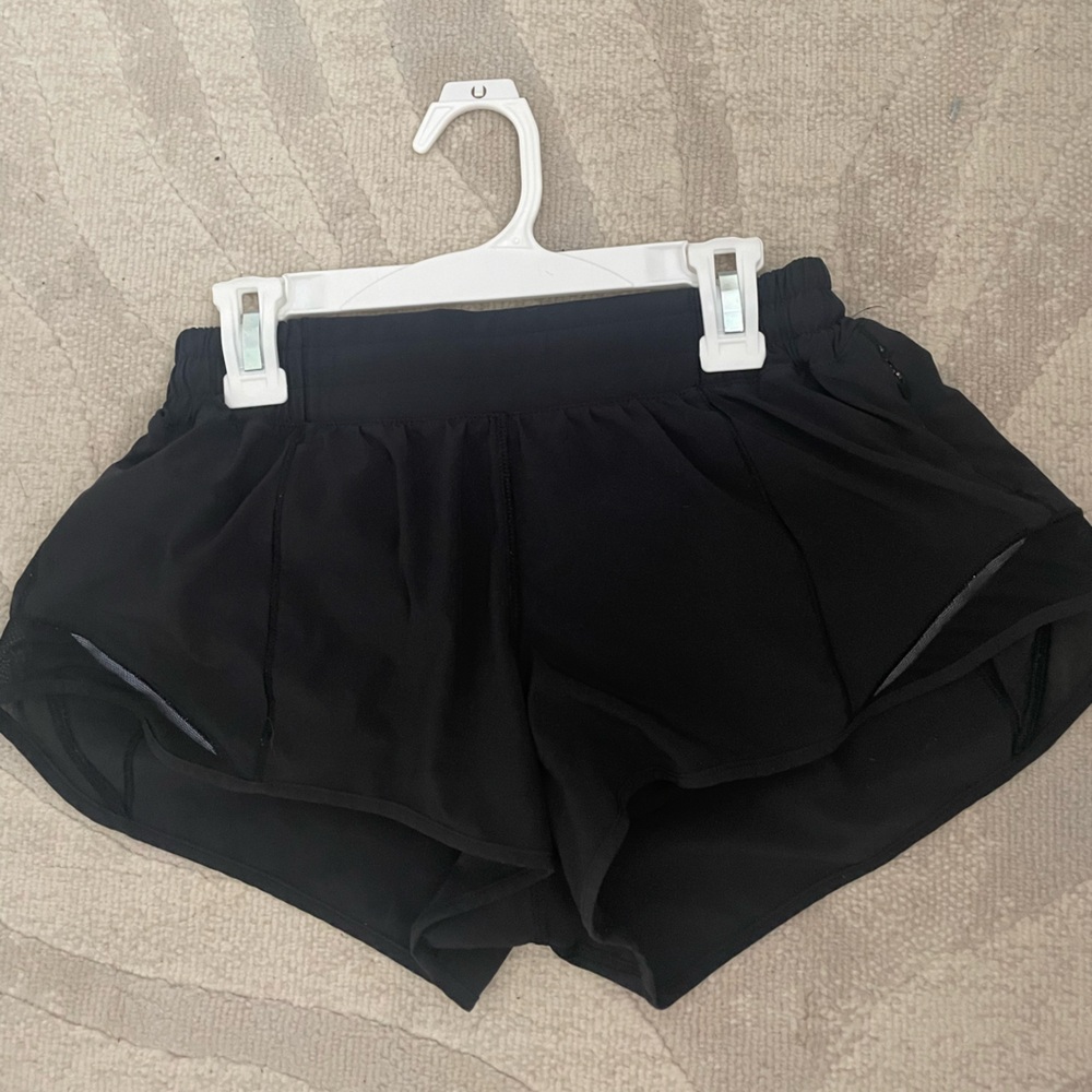 Lululemon hotty hot